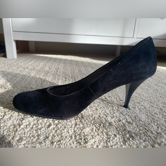 DKNY Suede Pump Shoes Size 8 - Picture 6 of 10